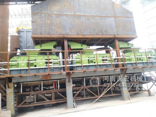 機制砂粒度總不達標？大型對輥制砂機：顆粒均勻級配好,攪拌站搶著要!