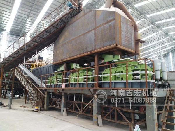 砂石廠制砂設(shè)備升級(jí)：液壓對(duì)輥制砂機(jī)相比傳統(tǒng)制砂機(jī)的五大突破！